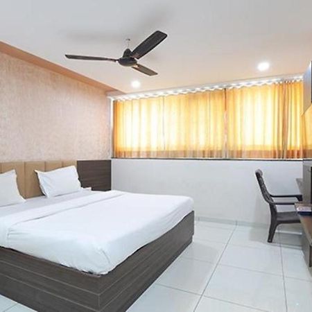Fabhotel The Heaven Ahmedabad Esterno foto