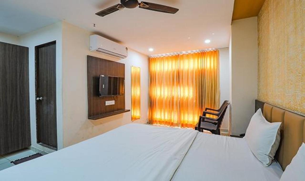 Fabhotel The Heaven Ahmedabad Esterno foto